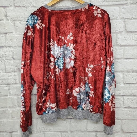 Crescent Drive Womens Size Medium Velour Top - Picture 2 of 10